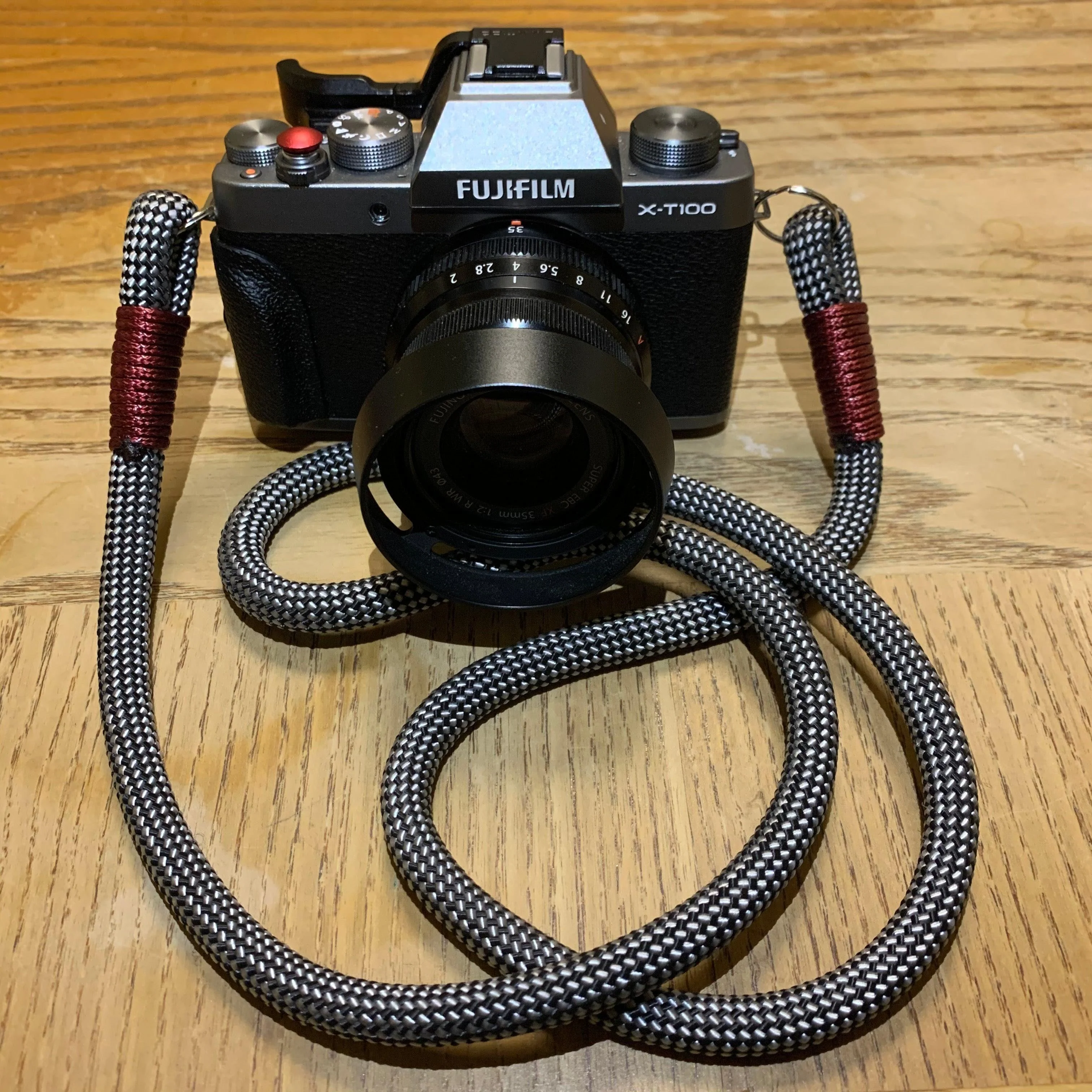 Checkered Black/Silver Acrylic Camera Strap - Image 5
