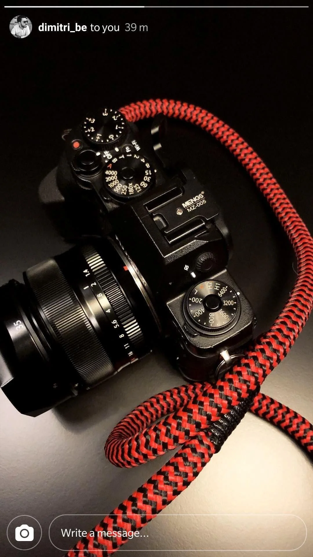 Red-Black Camera Strap - Image 4
